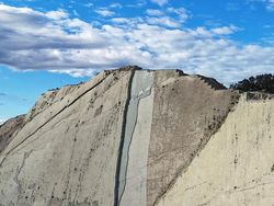 Bolivia Perkuat Perlindungan Situs Jejak Dinosaurus Cal Orcko