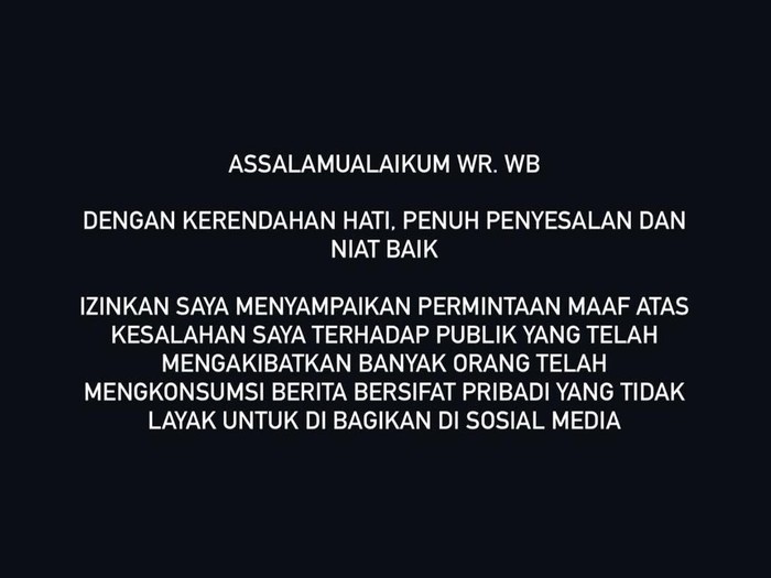 Clara Shinta minta maaf usai sebarkan bukti suami video call nakal perempuan lain ke medsos.