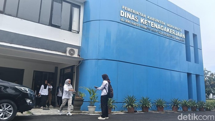 Dinas Ketenagakerjaan Kabupaten Indramayu.