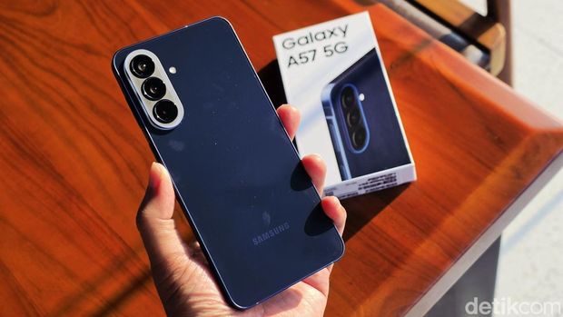 Galaxy A57 Galaxy A57