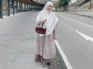 Tren Hijab Syari Kekinian 8 Ide Padu Padan Kreatif Layering Serba Earth Tone