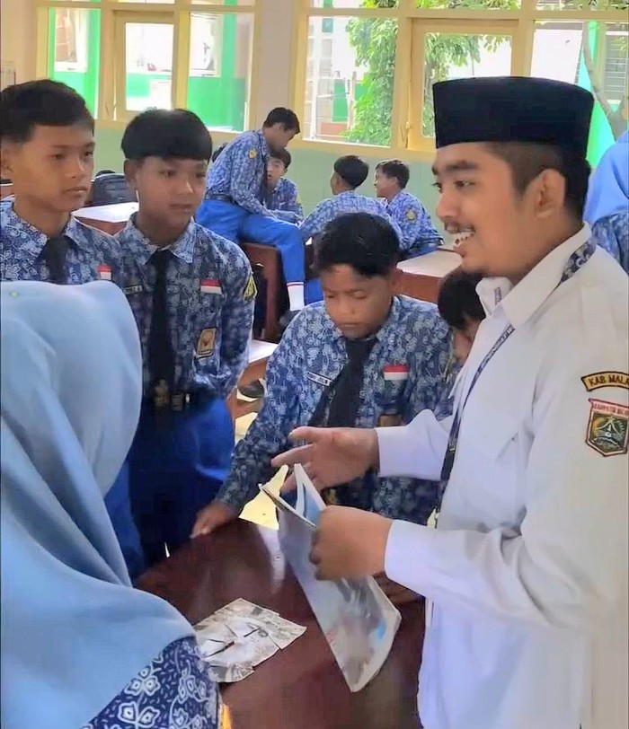 Guru honorer di Malang, Taufik Ferdiansyah