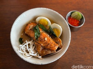 Huisman: Gurih Berempah Laksa Salmon hingga Spaghetti Buntut Sapi di Kafe Homey