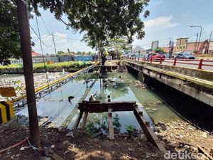Warga Protes Jembatan Sukalila Dibongkar, Begini Kata Bupati Cirebon