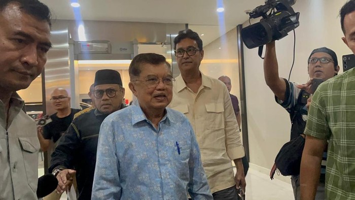 JK datangi Bareskrim (Rumondang/detikcom)