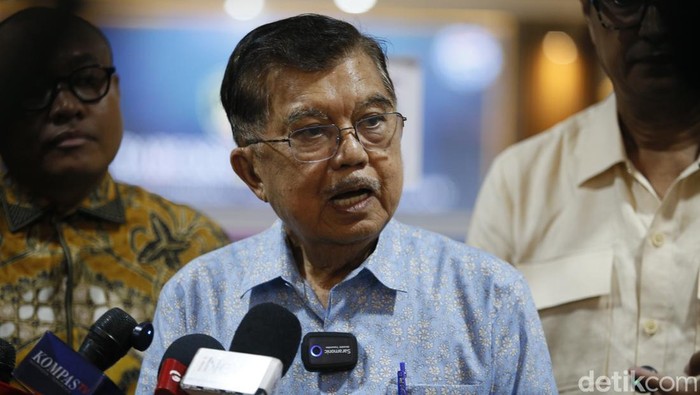 JK Nilai Kasus Ijazah Berlarut-larut: Resahkan Masyarakat-Rugikan Jokowi