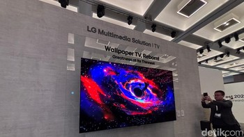 Wallpaper TV LG kembali dihadirkan dengan desain sangat-sangat ramping seperti lukisan, tapi kualitas warnanya tetap ditingkatkan dari sebelumnya. Foto: Agus Tri Haryanto/detikINET