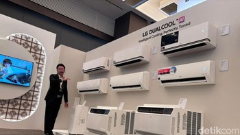 AC terbaru LG juga turut diperlihatkan yang tidak hanya bikin cepat dingin, tapi tetap memberikan kenyamanan karena sudah didukung teknologi AI, bahkan masih tetap energi. Foto: Agus Tri Haryanto/detikINET