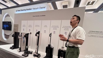Penyematan teknologi AI di penyedot debu LG ini akan otomatis mengatur volume dan menghisap debu secara efektif. Foto: Agus Tri Haryanto/detikINET