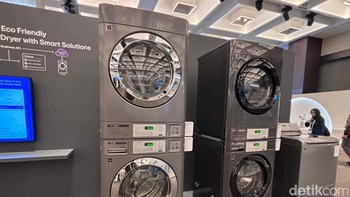 Mesin cuci LG lainnya untuk bisnis laundry. Foto: Agus Tri Haryanto/detikINET