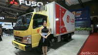 Mitsubishi Fuso menghadirkan ekosistem “Zero Down Time” di ajang GIICOMVEC 2026 sebagai dukungan bagi sektor logistik Indonesia. Strategi ini mengintegrasikan kendaraan, layanan purna jual, dan digitalisasi untuk menjaga operasional tetap berjalan tanpa hambatan. 