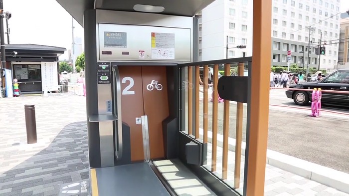 Parkir Sepeda Bawah Tanah di Jepang Menggunakan Lift Robot