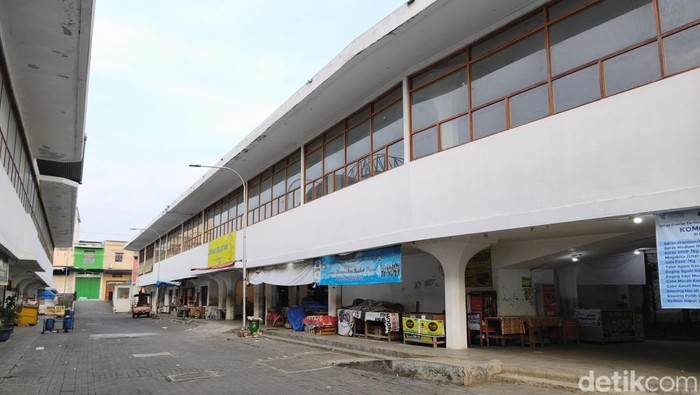 Pasar Johar, Kecamatan Semarang Tengah, Kota Semarang.
