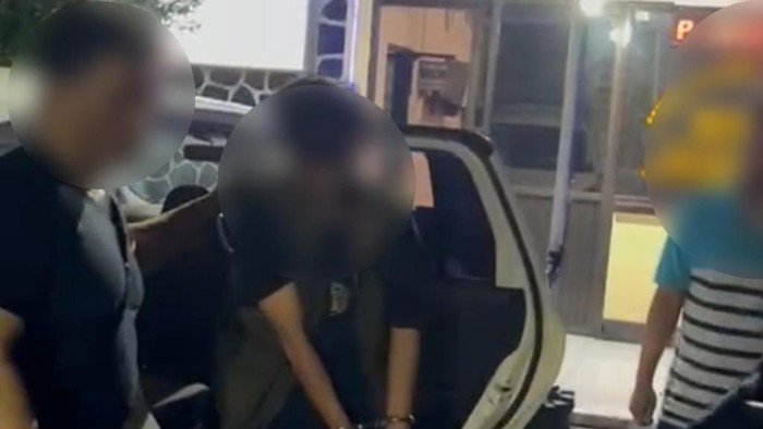 Pelaku saat diamankan pihak kepolisian