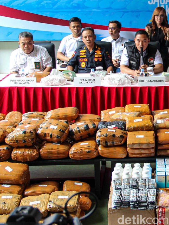 Polda Metro Jaya Musnahkan 712 Kg Narkoba Senilai Rp 280 Miliar