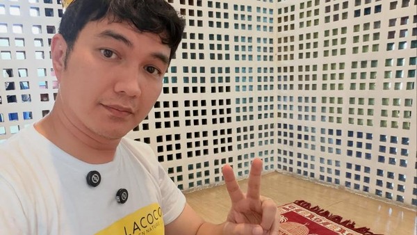 Potret Rumah Aldi Taher yang Dijual Rp 6,5 M, Bonus Mobil Kalau Nggak Nego