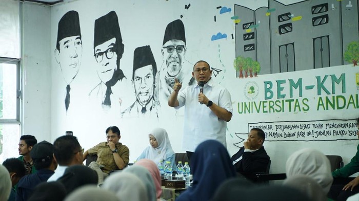 Andre Rosiade di Unand. (Dok. ist)