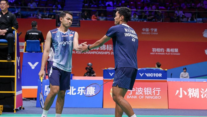 Fajar Alfian/Muhammad Shohibul Fikri melaju ke final Singapore Open 2026. Fajar/Fikri lolos usai mengalahkan Liang Wei Kang/Wang Chang.