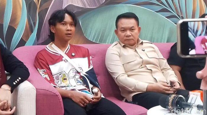 Fajar Sadboy