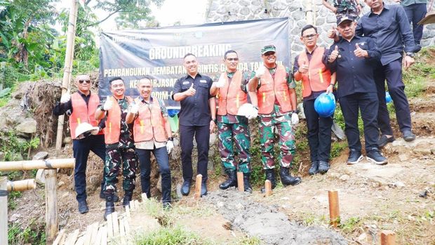 Groundbreaking Jembatan Garuda Tersebar Kodam III/Siliwangi dilaksanakan di Kota Bogor, Jawa Barat.