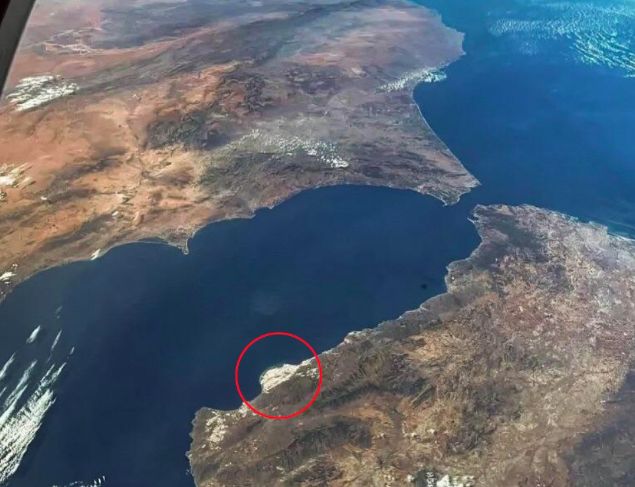 Hamparan rumah kaca raksasa di Almería, Spanyol, terlihat dari luar angkasa