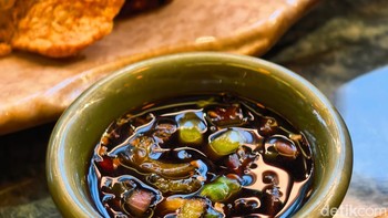 Kemampuan makro menangkap detail saus dan bahan makanan dengan jelas, termasuk refleksi dan tekstur. Foto: Adi FR/detikINET