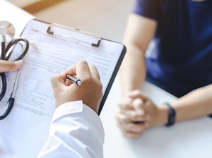 Atasi Ketimpangan di Daerah 3T, IDI Dorong Gaji Dokter Puskesmas Lebih Tinggi