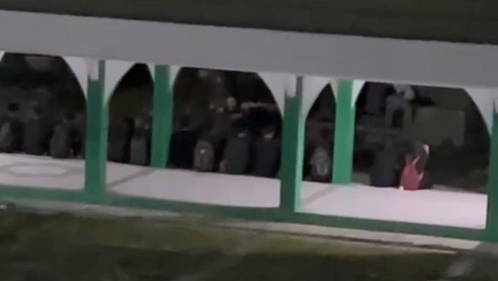 Mahasiswa UHO Kendari ditampar senior secara bergiliran.