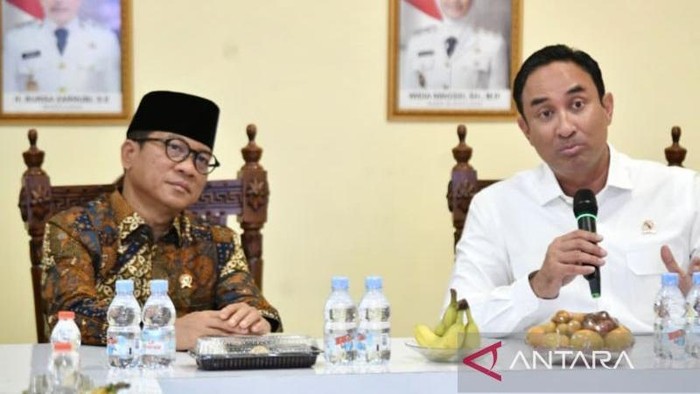 Mendes PDT Yandri Susanto dan Kepala BNN Komjen Suyudi Ario Seto. (ANTARA/HO-Humas Kemendes PDT)