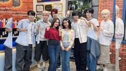Senengnya NCT WISH Foto Bareng Ayu Ting Ting & Bilqis