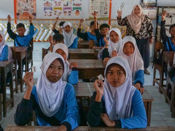 Obat Cacing Gratis Jadi Upaya Tingkatkan Gizi dan Kognitif Siswa