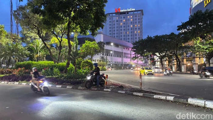 Pelanggaran yang terjadi di Putaran Balik Jalan Embong Malang