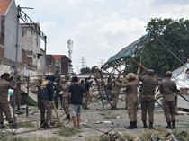 Pemkot Surabaya Kembali Tertibkan Bangunan Liar di Pasar Simorejo Timur