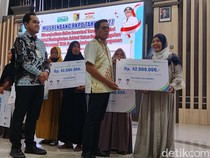 1.124 Guru Swasta di Lombok Timur Kini Dapat Perlindungan BPJS Ketenagakerjaan