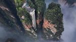 Pesona Zhangjiajie, Negeri Batu yang Bisa Diakses Lift