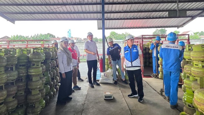 Polres Kediri Kota sidak) ke Stasiun Pengisian Bulk Elpiji