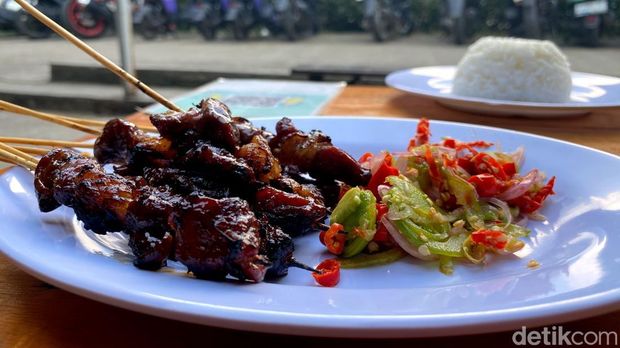 Sate domba Bootcamp Fapet Unpad yang menggugah selera Sate domba Bootcamp Fapet Unpad yang menggugah selera