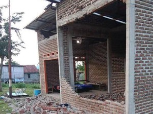 Gempa M 4,7 Guncang Flores Timur: 35 Rumah Rusak, 2 Warga Luka