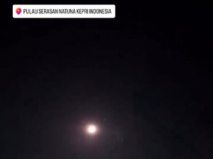 Viral Langit Kepulauan Natuna Bercahaya Dilintasi Benda Asing, Warga Kaget