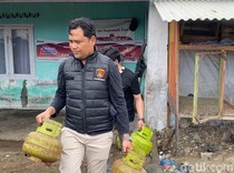 Polisi Gerebek Pangkalan LPG di Padang, Bongkar Praktik Oplos Gas 3 Kg