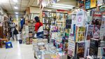 Toko Buku Blok M Bertahan di Tengah Gempuran Digital dan Belanja Online