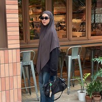7 Rekomendasi Khiban Lokal Mulai Rp 50 Ribu, Tren Hijab Instan yang L Hits