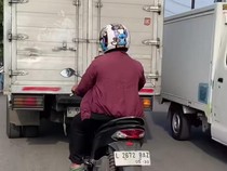 Pemotor Pelat L 2672 BAZ Terciduk Pamer Kelamin di Sepanjang Sidoarjo