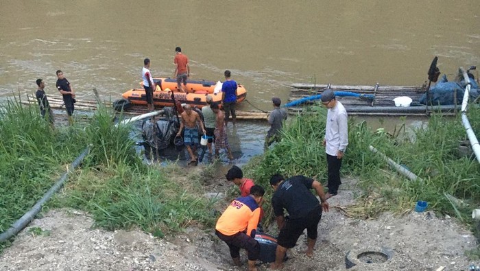 BPBD OKU Selatan lakukan pencarian balita hanyut di sungai Komering
