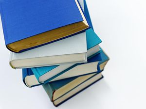 Prabowo Ingin Buku Pelajaran Didesain Ulang, Ini Saran Pakar