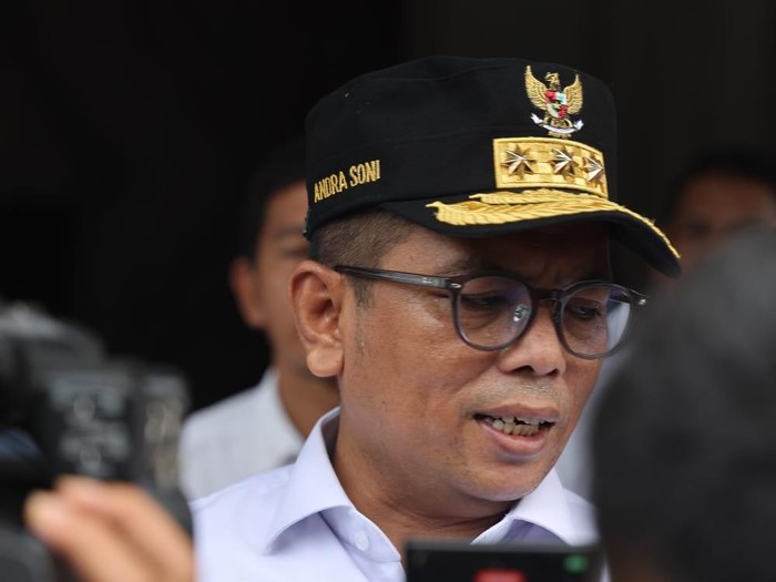Gubernur Banten Andra Soni