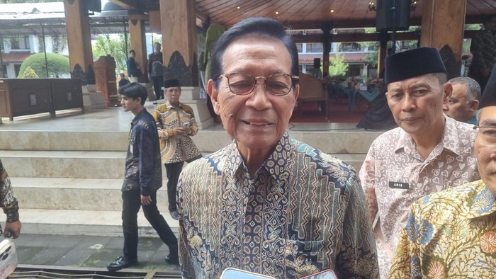 Sultan HB X optimis ekonomi DIY tumbuh 6% di tahun 2026, minta AS lebih inovatif dan kreatif. 