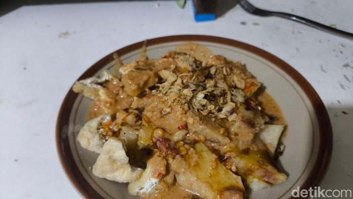 Hucap Ma Iroh Kuningan