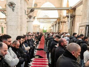 Video Masjid Al Aqsa yang Kembali Dibuka Usai Ditutup Israel Sebulan Lebih
