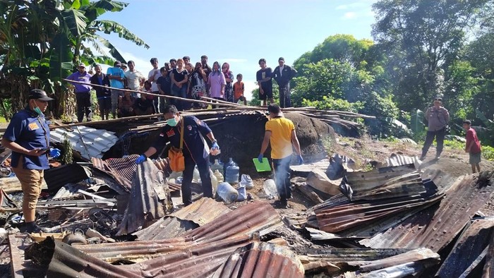 Kebakaran melanda sebuah gubuk di Antang Makassar hingga pemulung tewas.